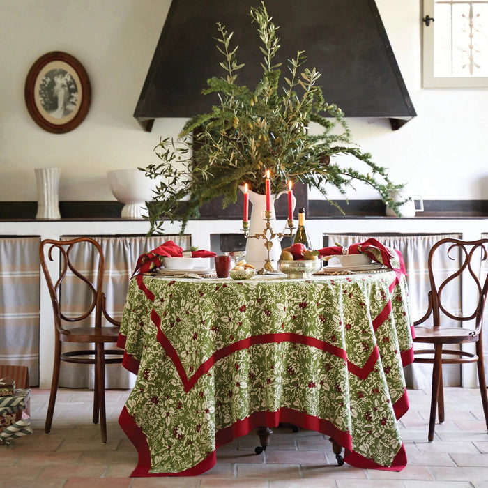 Holly Tablecloth - 71" x 106"